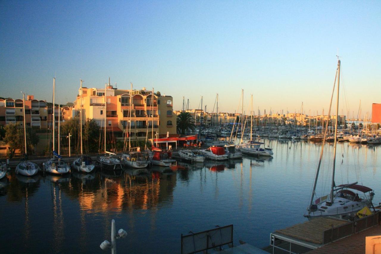 Charmant Studio Port De جرْويسا المظهر الخارجي الصورة